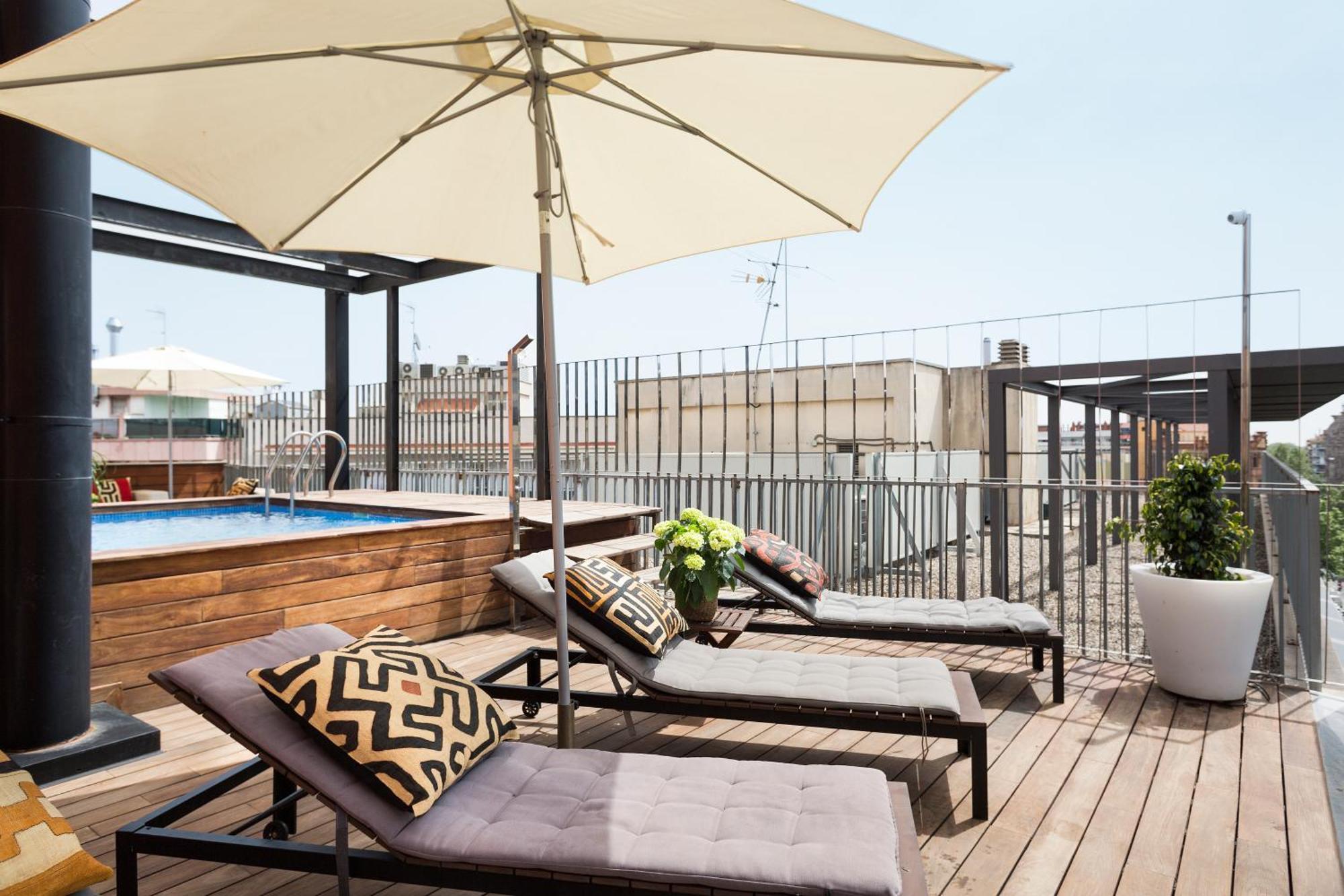 Apartment Barcelona Rentals - Pool Terrace In City Center Exteriör bild