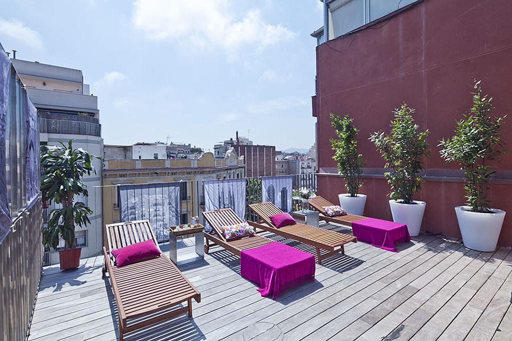 Apartment Barcelona Rentals - Pool Terrace In City Center Exteriör bild